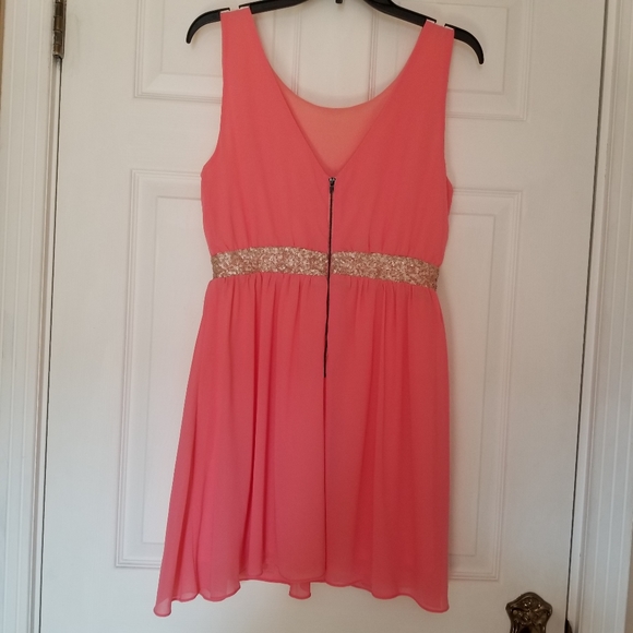 Miami brand Chiffon Fit and Flare Prom Dress with sequins at waist Medium - Picture 3 of 6